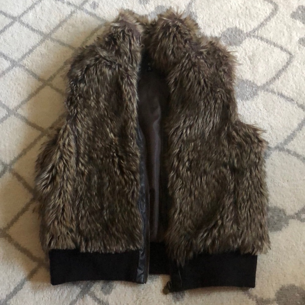 Faux fur zip up vest